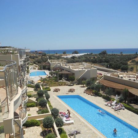 Lagada Resort Makrýgialos Exteriér fotografie